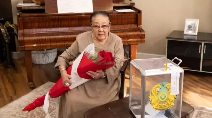 Бибігүл Төлегенова референдумға қатысты