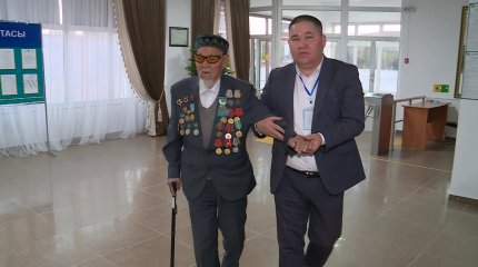 Қызылордада  103 жастағы  қария референдум учаскесіне келіп дауыс берді