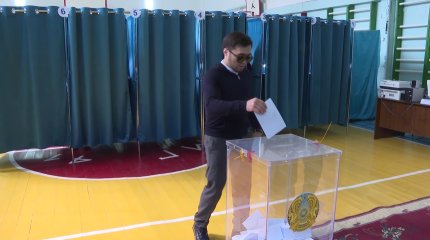 Олимпиада чемпионы Елдос Сметов референдумда дауыс берді