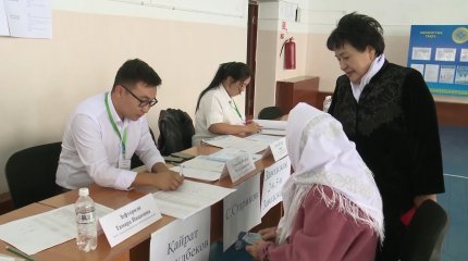 Таразда 102 жастағы кейуана дауыс берді