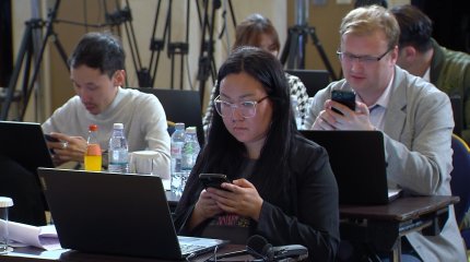 Международные наблюдатели посетили 17 случайных избирательных участков