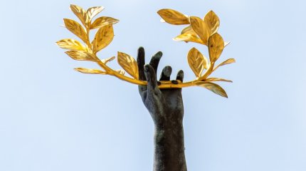 Вихрь событий закружит Близнецов; Раков ждут великие дела: гороскоп на понедельник, 7 октября