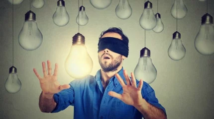 Водолеи, слушайте интуицию, Тельцы, не берите в долг: гороскоп на вторник, 8 ноября