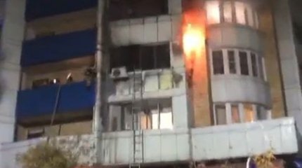 Астанада көпқабатты тұрғын үйде өрт шықты