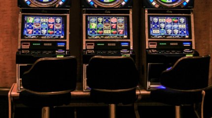 Почти 165 тысяч казахстанцев официально ограничили себе доступ к азартным играм