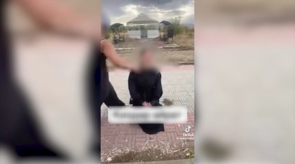 Заставляли стоять на коленях: по факту издевательств над школьницей в Зайсане возбуждено уголовное дело