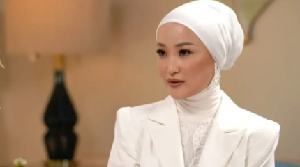 Мөлдір Әуелбекова күйеуі қалай тастап кеткені туралы айтты