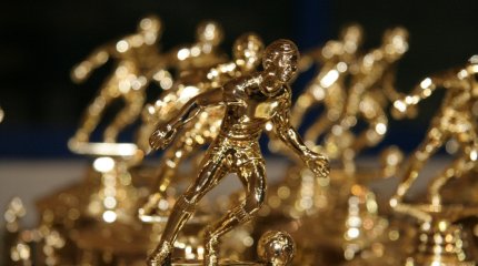 Награда найдёт Львов; время ценных приобретений у Дев: гороскоп на вторник, 12 ноября