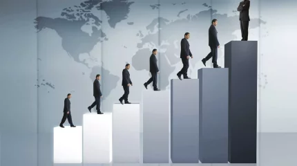 Профессиональный рост у Львов, «приступ общительности» у Водолеев: гороскоп на пятницу, 15 ноября