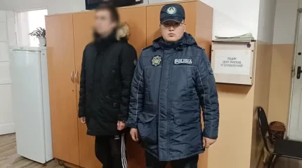 Бір адам көз жұмды: Есікте төрт адамды қағып, ізін суытқан жүргізуші ұсталды