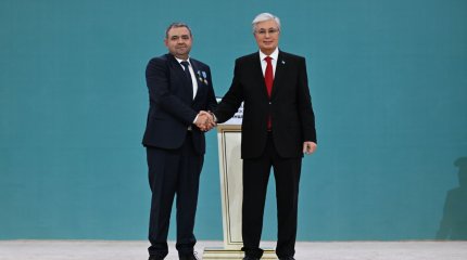 Токаев наградил работников сельского хозяйства