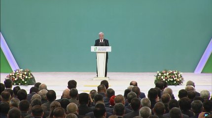 Глава государства поручил повысить доступность сельхозтехники