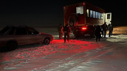 Сельчане застряли в снежном плену в Костанайской области