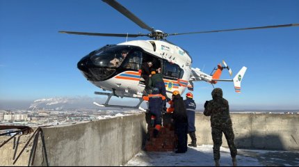 В МЧС раскрыли тайну кружившего над высоткой Астаны вертолёта