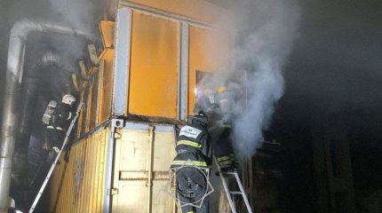 Пожар на предприятии вспыхнул в Петропавловске