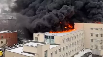 Ресейде ауруханада өрт шығып, адамдар терезеден секірген