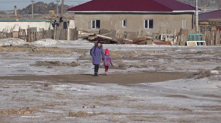 Павлодарда өгей әке 15 жастағы қызды зорлаған