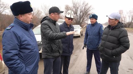 AMANAT партиясының БҚО-дағы партиялық бақылау комиссиясы өңірдегі тас жолдардың жағдайын тексерді
