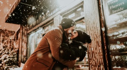 День изменений: у кого - перемены в личной жизни, а кому поступят предложения о смене работы в гороскопе на 2 ноября