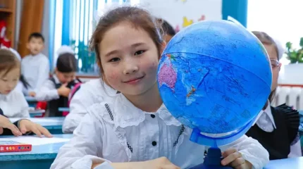 Қырғызстанда мектептерде 12 жылдық білім беру енгізіледі