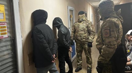 Полицейские ВКО задержали интернет-мошенников: ущерб составил около миллиона тенге
