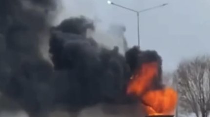 Автобус загорелся в центре Астаны