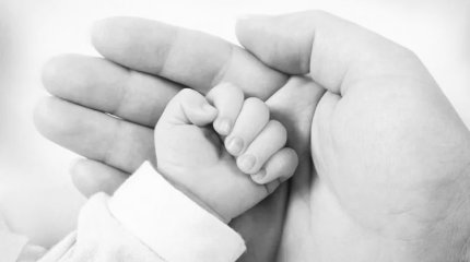 Акмолинская семья винит врачей в смерти новорождённого