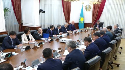 Олжас Бектенов Мемлекет басшысының тапсырмаларын орындау бойынша шұғыл жиын өткізді