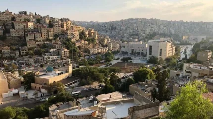 Трое полицейских ранены при стрельбе у посольства Израиля в Аммане