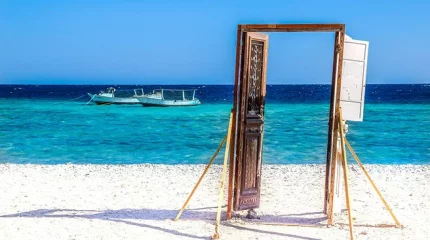 Судно с 45 пассажирами затонуло у побережья Египта в Красном море