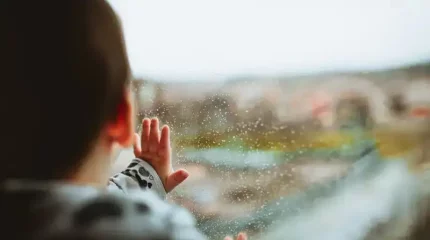 Кәріз құдығына құлап, мерт болған бүлдіршін: Атырауда балабақша басшысы мен тәрбиешісі сотталды