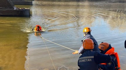 Жительница Уральска пыталась утопиться в ледяном Чагане