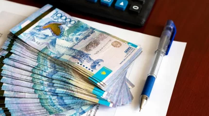 Жетісу облысында мүгедектер мен көпбалалы аналардың жалақысынан заңсыз жарна алған ауыл әкімдері жазаланды
