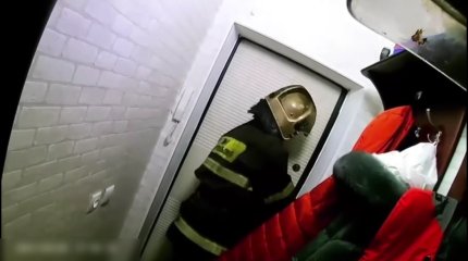 Қарағандыда төрт жасар бала қамалып қалды