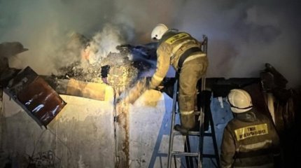 Пешком тушили спасатели пожар в горах Алматы