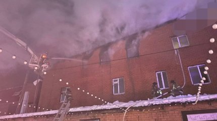 Страшный пожар в Астане: потолок общежития частично обрушился