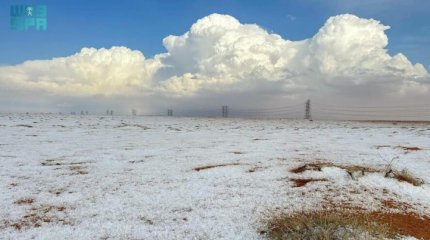 Снег выпал в пустыне Саудовской Аравии