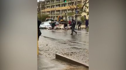 Остановка упала на людей в Актау: врачи рассказали о состоянии пострадавших