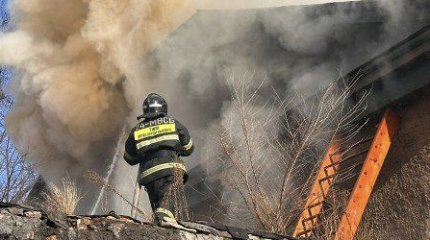 Два человека погибли при пожаре в Карагандинской области