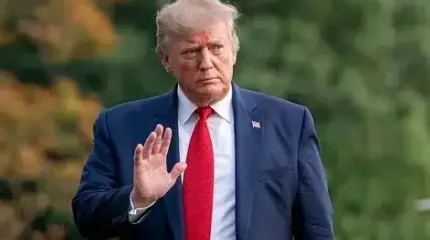 «Газа секторында атысты тоқтатуға тырысамын»: Трамп Палестина басшысына сөз берді