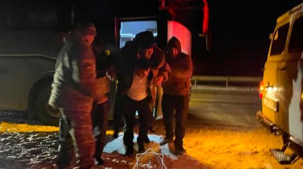 Пассажирский автобус сломался на трассе Алматы - Ташкент этой ночью