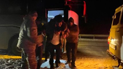 "Алматы-Ташкент" тасжолында жолаушылар автобусы бұзылып, 41 жолаушы эвакуацияланды