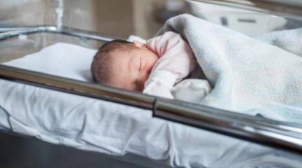 Алматинка родила долгожданного первенца после 11 неудачных попыток выносить ребенка