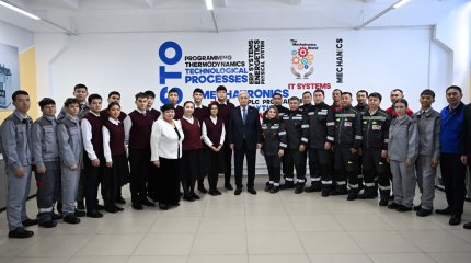Касым-Жомарт Токаев посетил Хромтауский горно-технический высший колледж