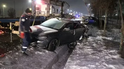 Алматыда ірі жол апаты болып, екі адам зардап шекті