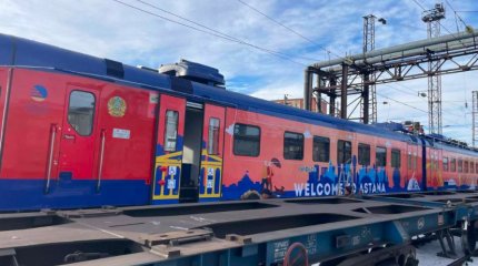 Новый туристический поезд запускают в Казахстане