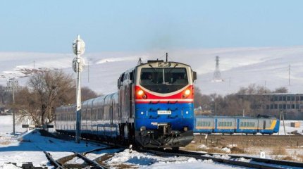Мереке күндері елімізде қосымша теміржол пойыздары мен әуе рейстері іске қосылады