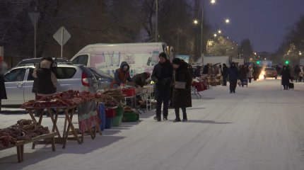 Ключи от новых квартир ко Дню независимости получили очередники в Уральске