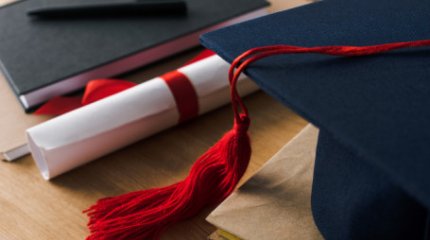 Семей тұрғыны диплом аламын деп 500 мың теңгесінен қағылды