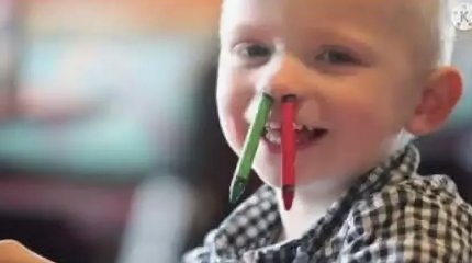 Тягу детей засовывать мелкие предметы в нос объяснили  ученые